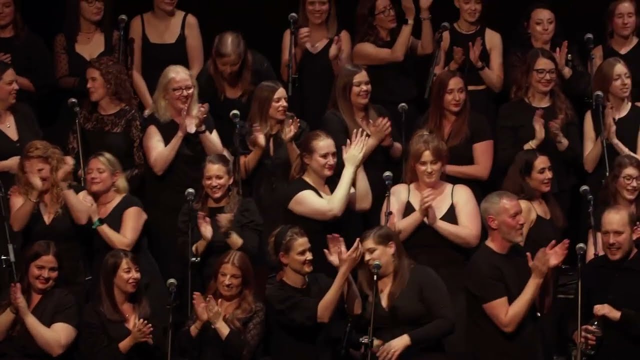 Newcastle's Voice of the Town Choir - Live Showreel (Part 1)