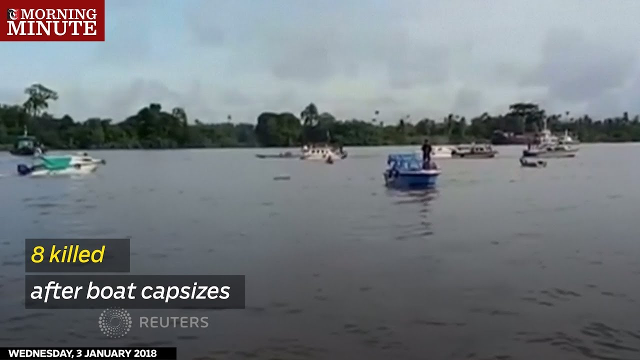 8 killed after boat capsizes