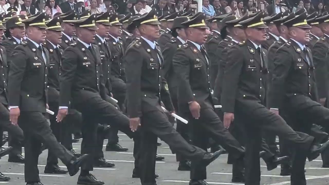 Himno ETE desfile de Graduaciòn 11 Dic 2025