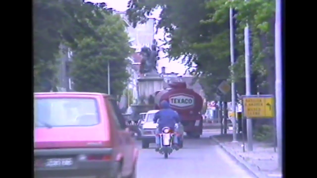 Vercelli 1981 | Servizio sul traferimento monumento da piazza Roma a piazza Mazuchelli