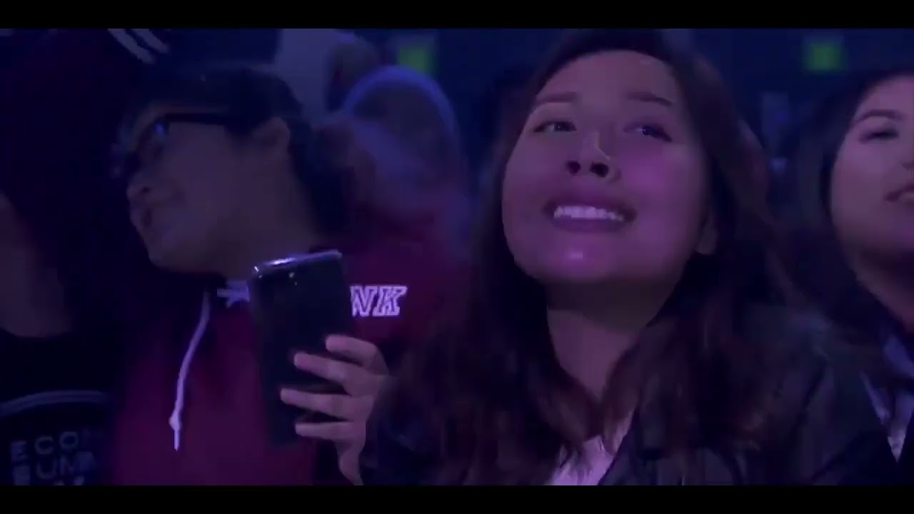 5 Seconds of Summer - iHeartRadio Music Awards Fan Army Celebration | FULL PERFORMANCE