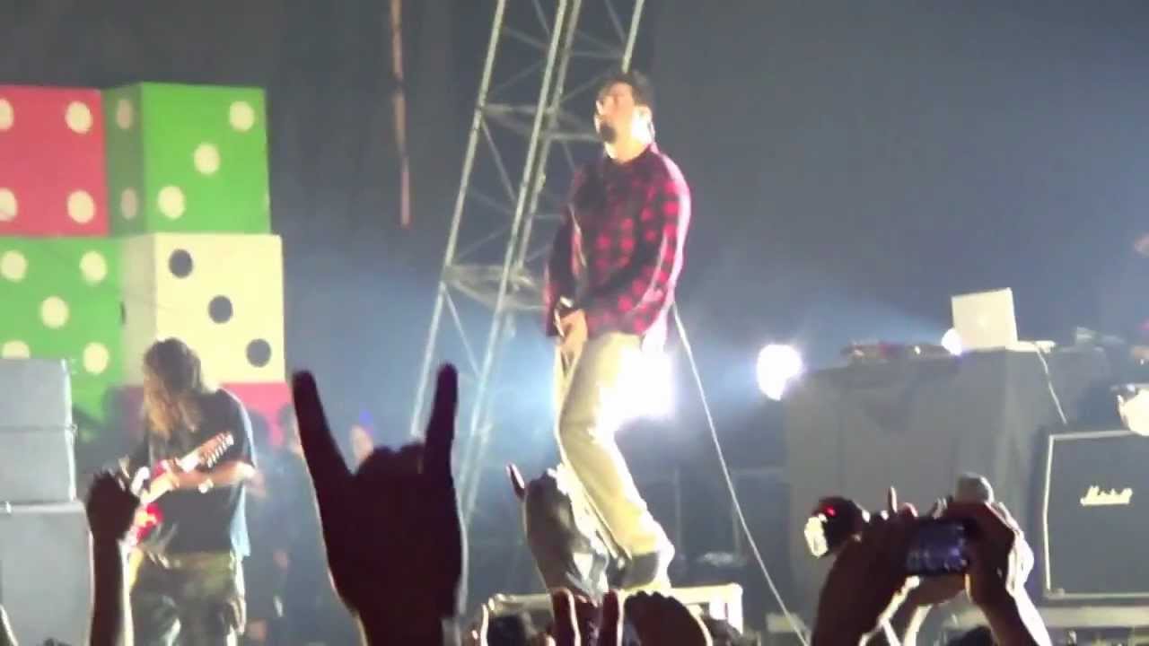 Deftones - Bloody Cape (Live in Chile 2012) [Multicam|HD]