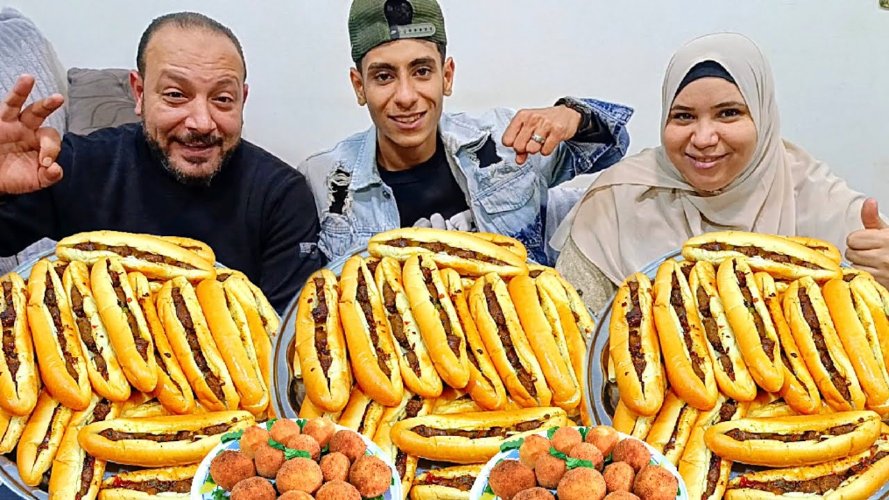 تحدي أكل سندوتشات سجق بلدي بالبهاريز😋والعقاب سلخ😱