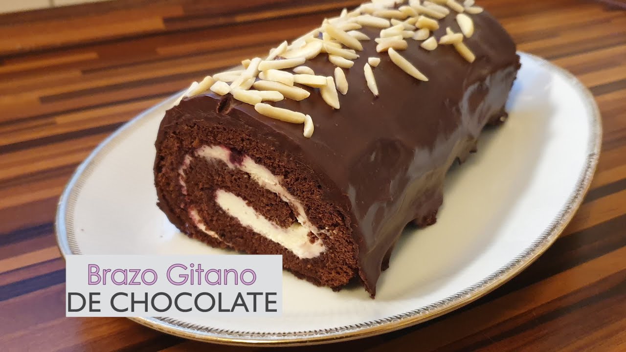 Brazo gitano de chocolate relleno con crema de queso