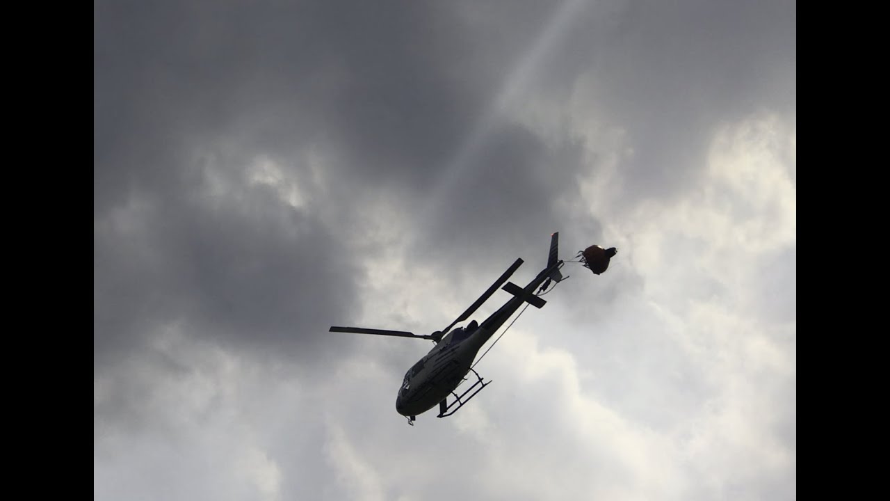 Helicopter emergency landing La R&eacute;union