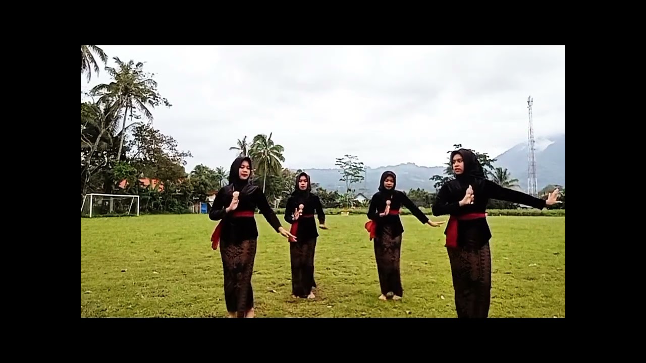 Tugas PPKN : Tarian wonderland