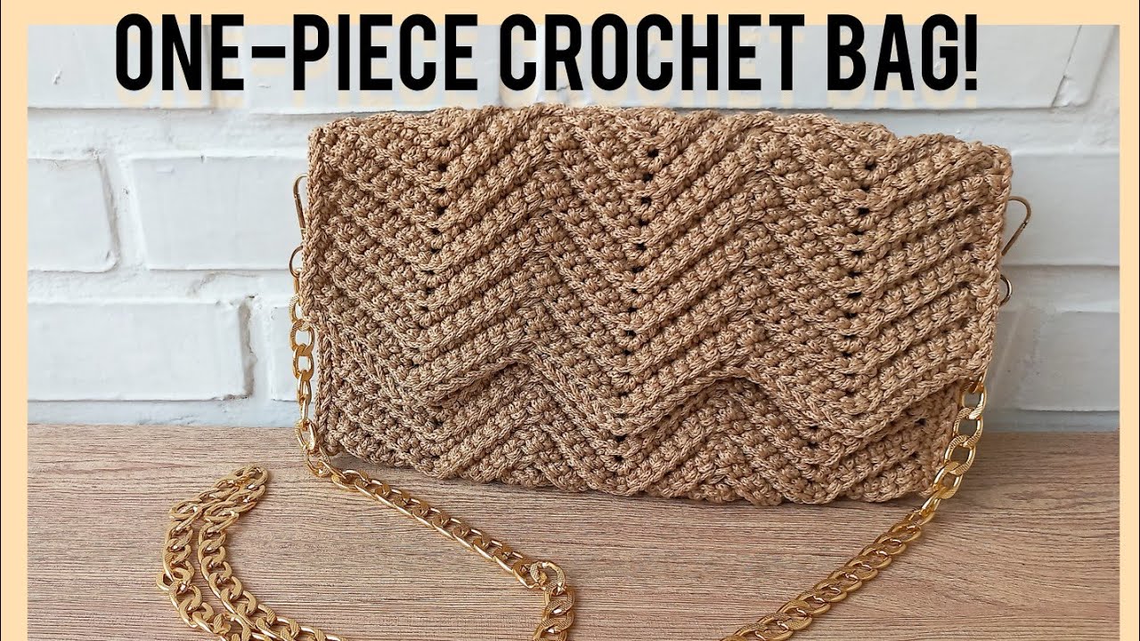 Super Easy One-piece Crochet Clutch Bag Tutorial/ Easy Crochet Bag For Beginners!