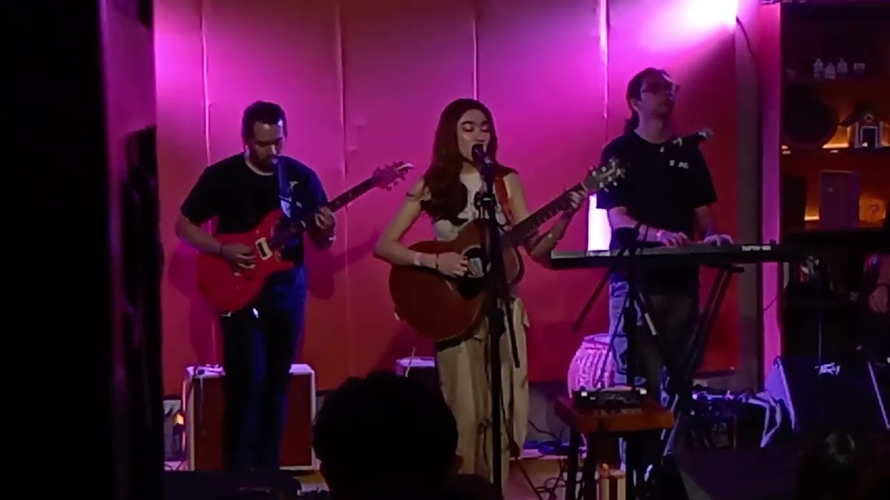 Leila - Pagdududa Live: Tahanan Novaliches 