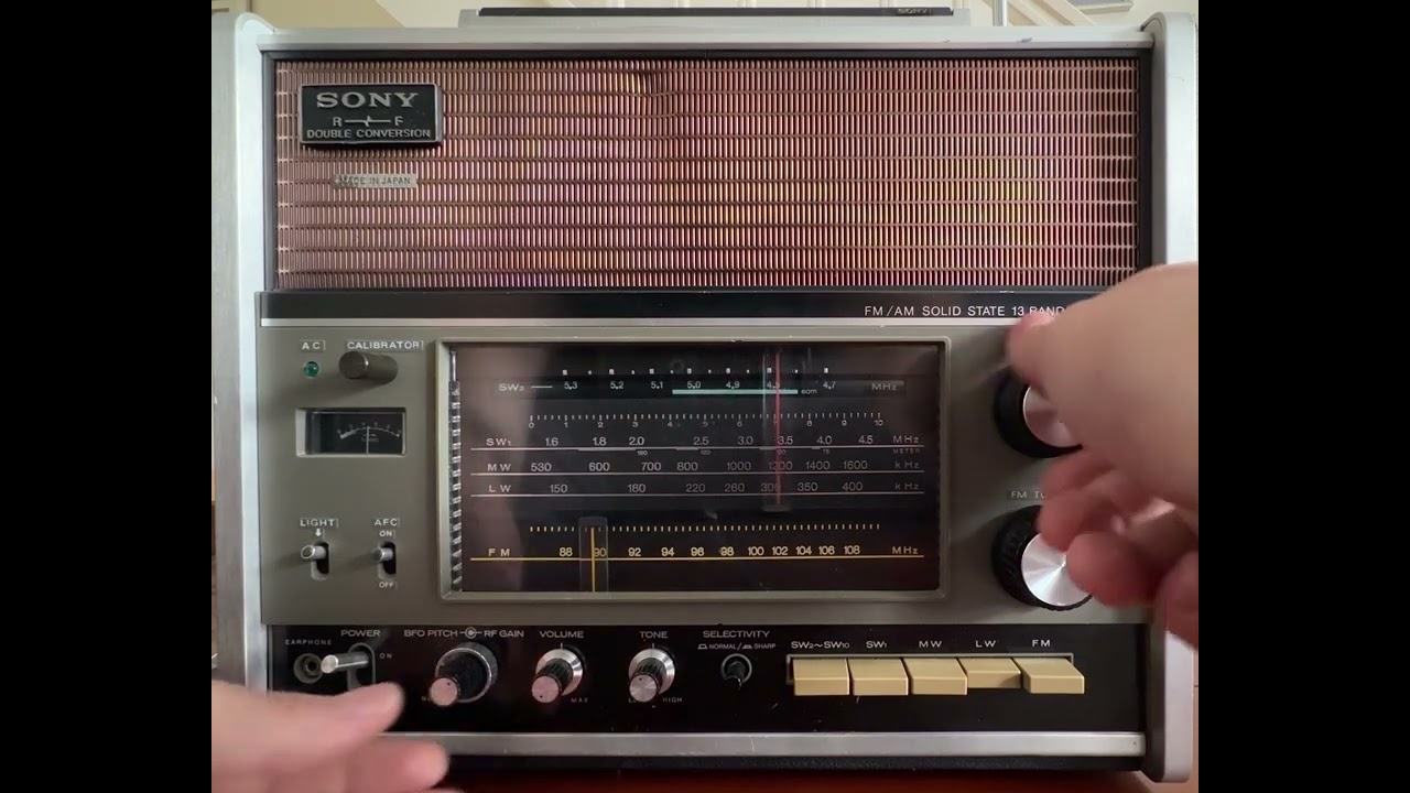Sony CRF-160 Vintage Shortwave Radio AM FM SW World Band Receiver