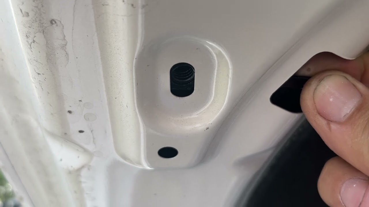 Fitting Struts to Next Gen Ranger Bonnet