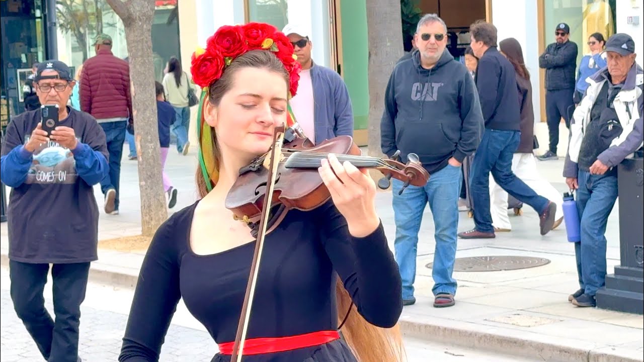 Feeling Far From Home? This Violin Melody Says It All 🇺🇦Avelina Kushnir- cover