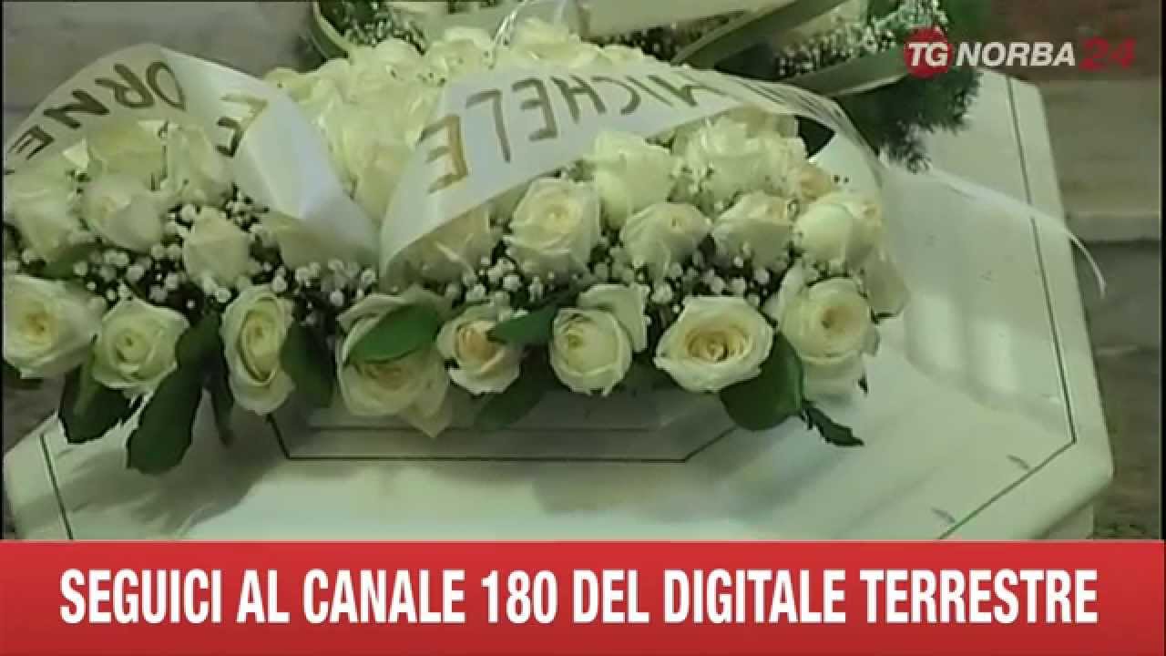 TARANTO  FUNERALI DI  LORENZO BIMBO DI 5 ANNI MORTO PER UN TUMORE