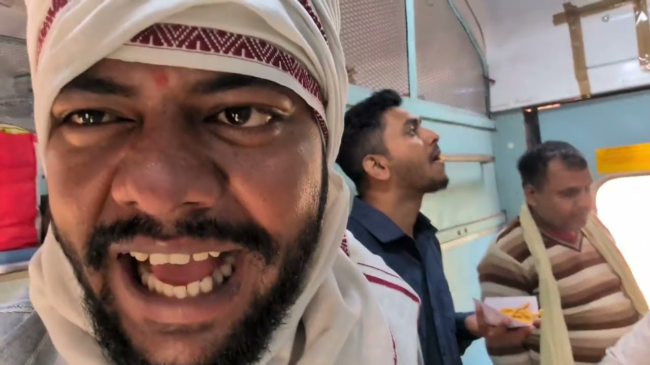 Daily vlog (दोस्त का फ़ोन लेने पटना गए  phone तो नहीं मिला famous creator से भेट हो गयी #youtube 