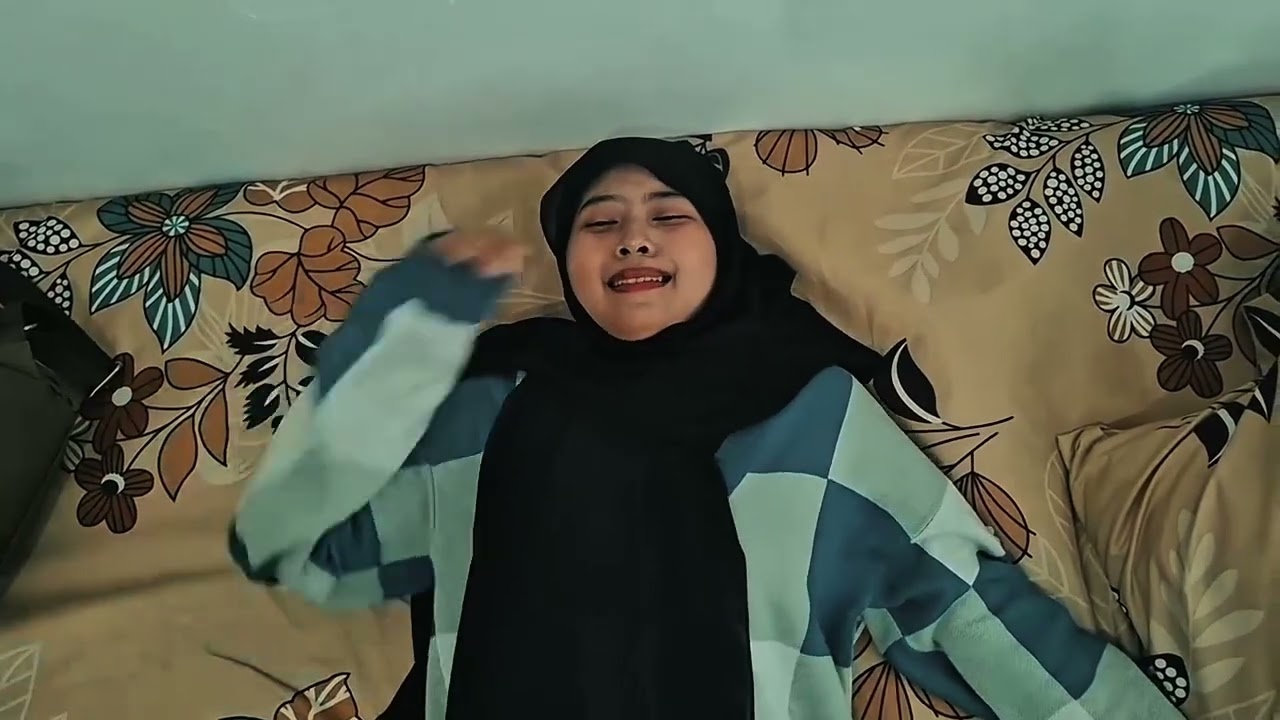 Film pendek  Dibalik Bab Tiga by kelompok 2