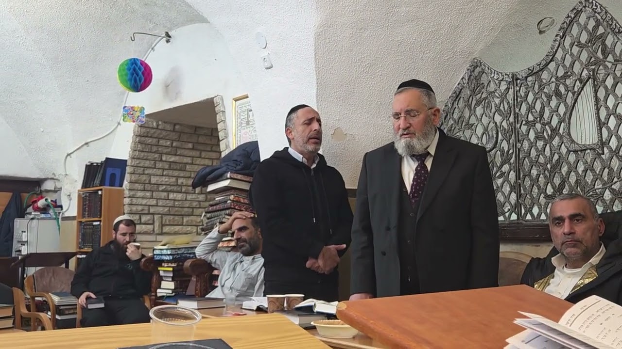 קדיש במקאם חיג'אז מפי החזן והפייטן  ר' איתן רבני. עש