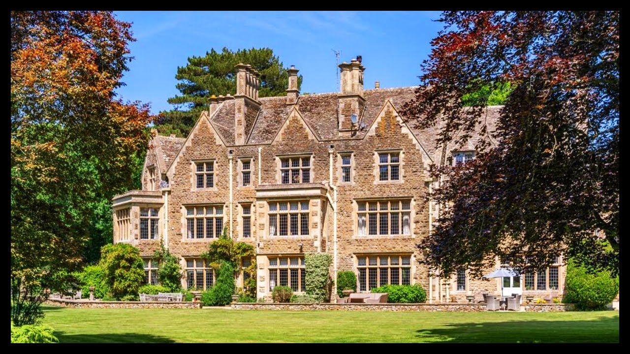 Elegant Cotswold Stone Manor House, Gloucestershire, England