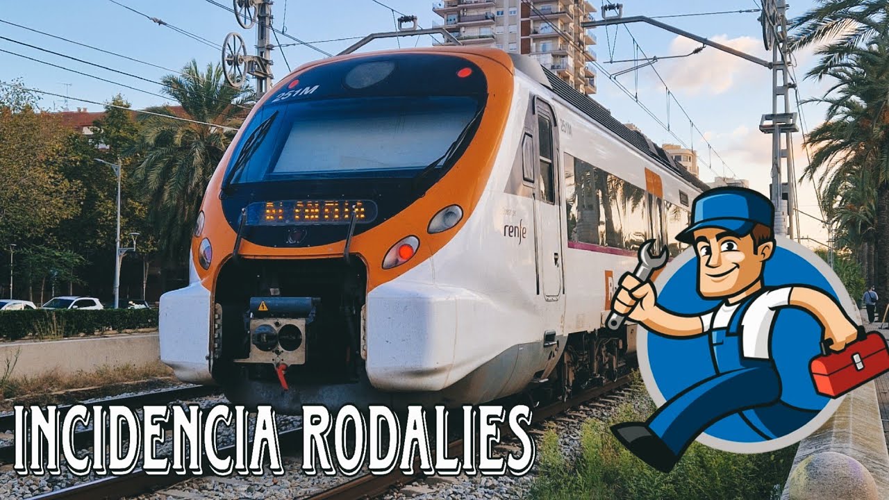 Incidencia entre Mataró y Arenys de Mar. TRENES Civia,447, cruces de trenes. RODALIE. Viernes dia 4.