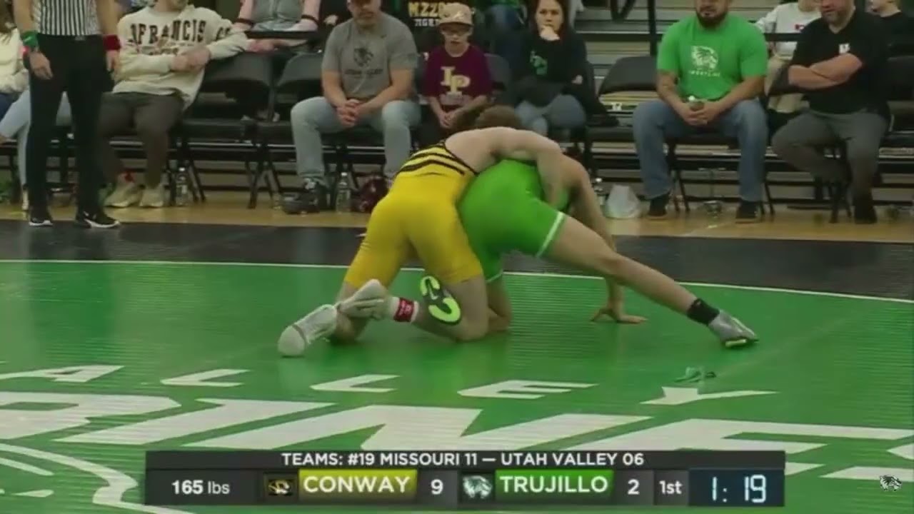 J Conway vs. Zyon Trujillo (165lbs) FULL MATCH | 2025-26 Big 12 Wrestling