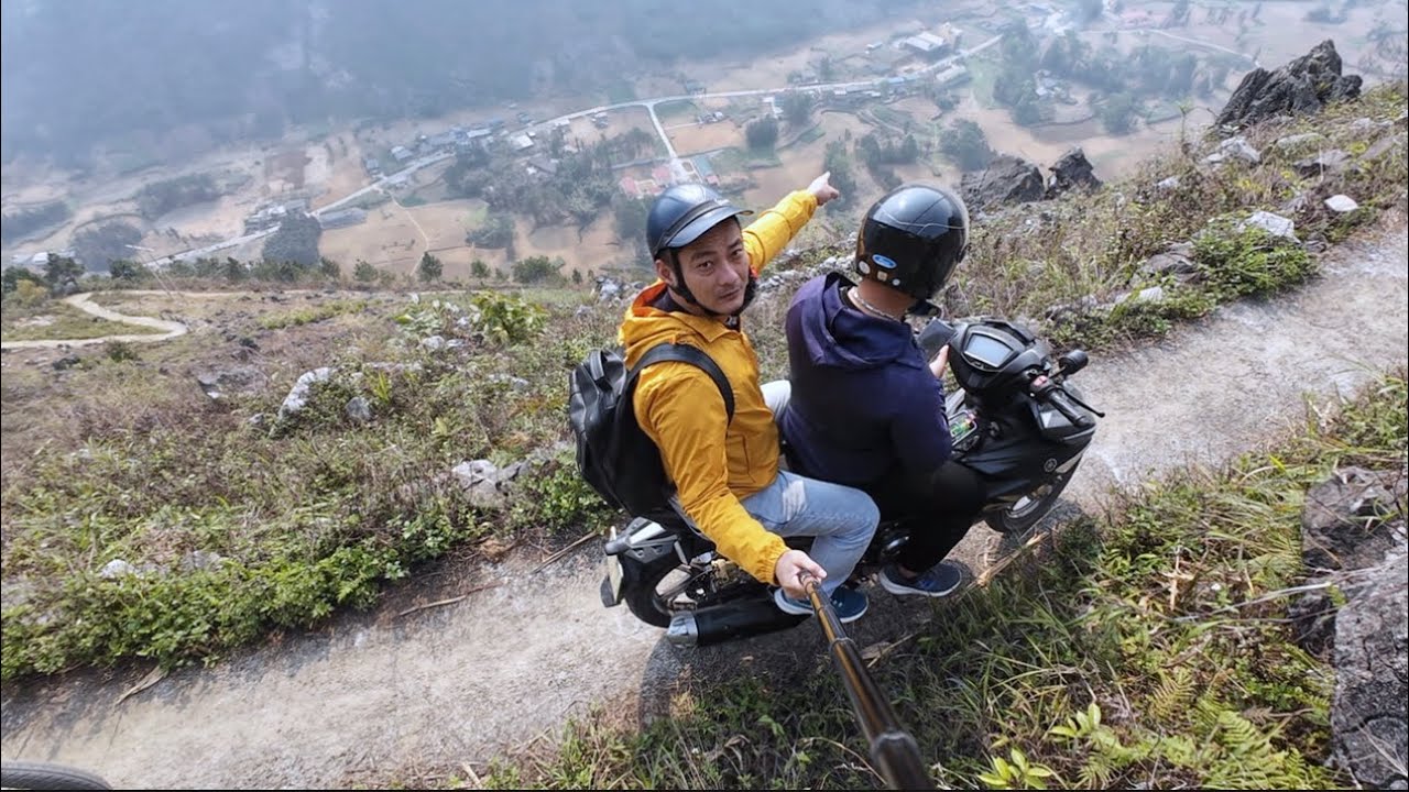 Cùng Em Mí Tủa Vlog Vượt Cung Đường T.ử Thần Đến Thăm Bản Mông Nằm Trên Núi Cao