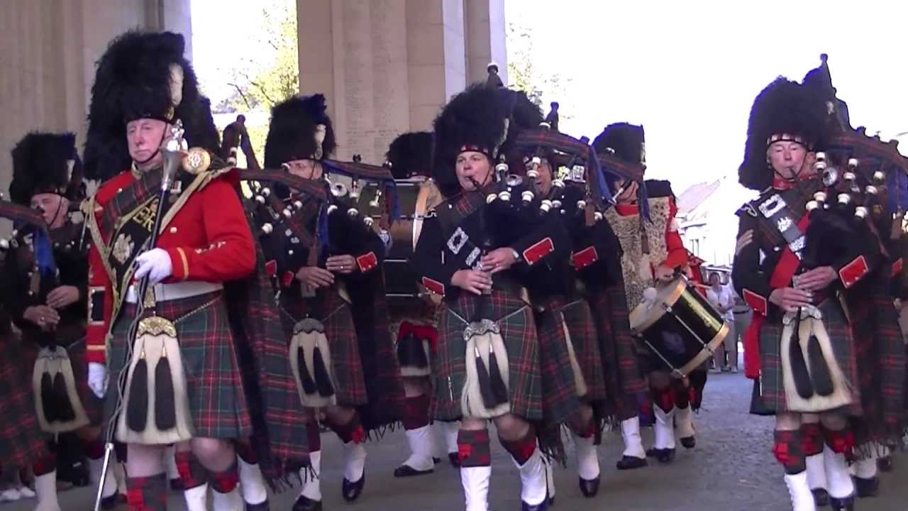 Auckland Police Pipe Band - Menin Gate 24 july 2012