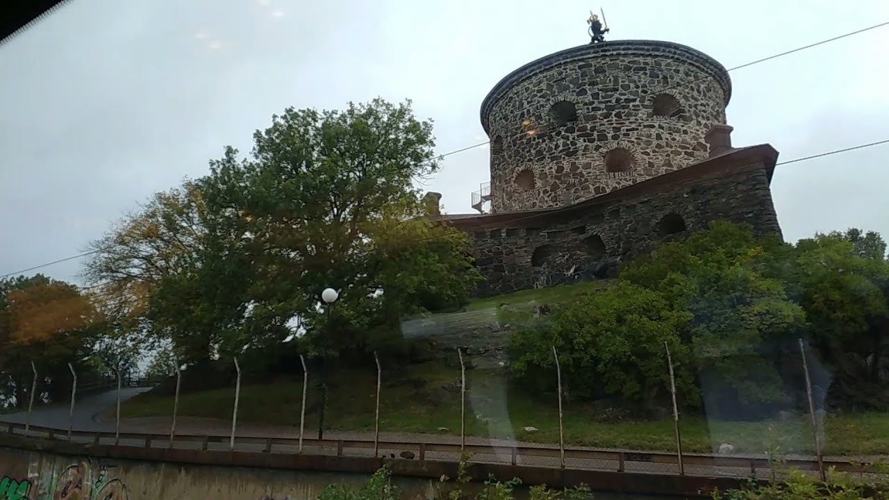 UMUWI NG MAAGA AT PUMUNTA NG GÖTEBORG