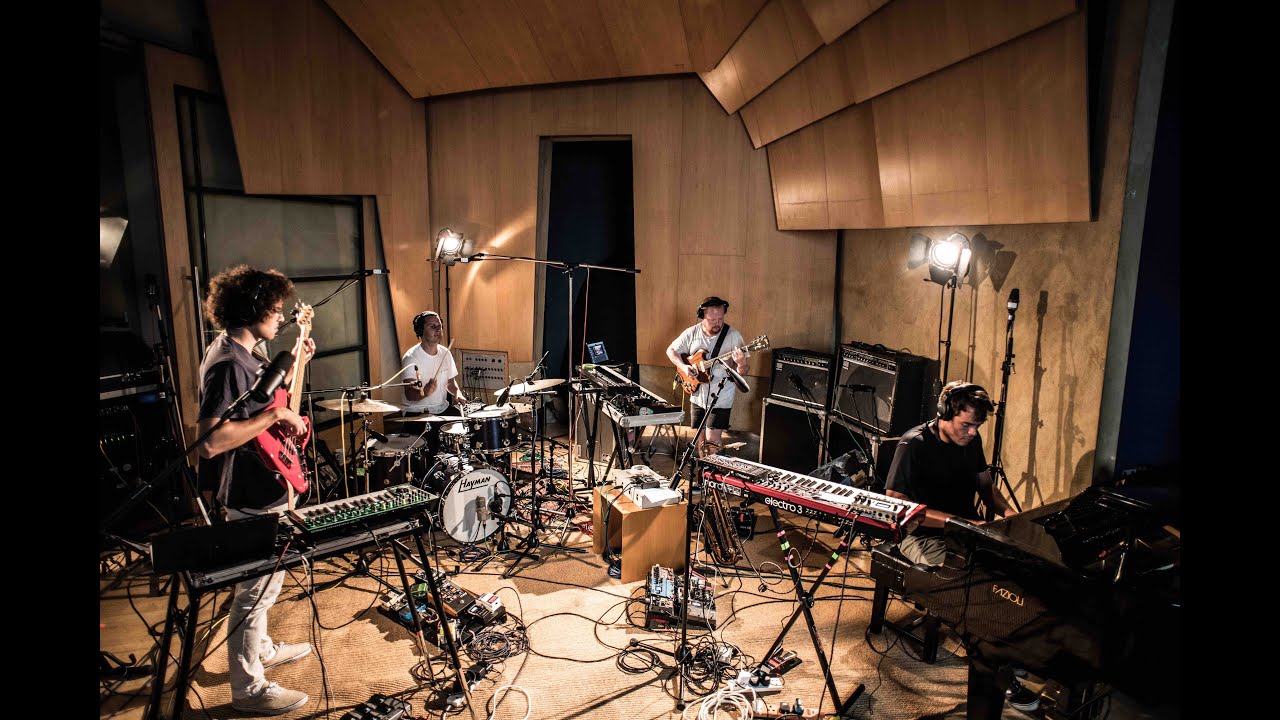 The Physics House Band - 'Death Sequence ii' (Live at Metropolis Studios)