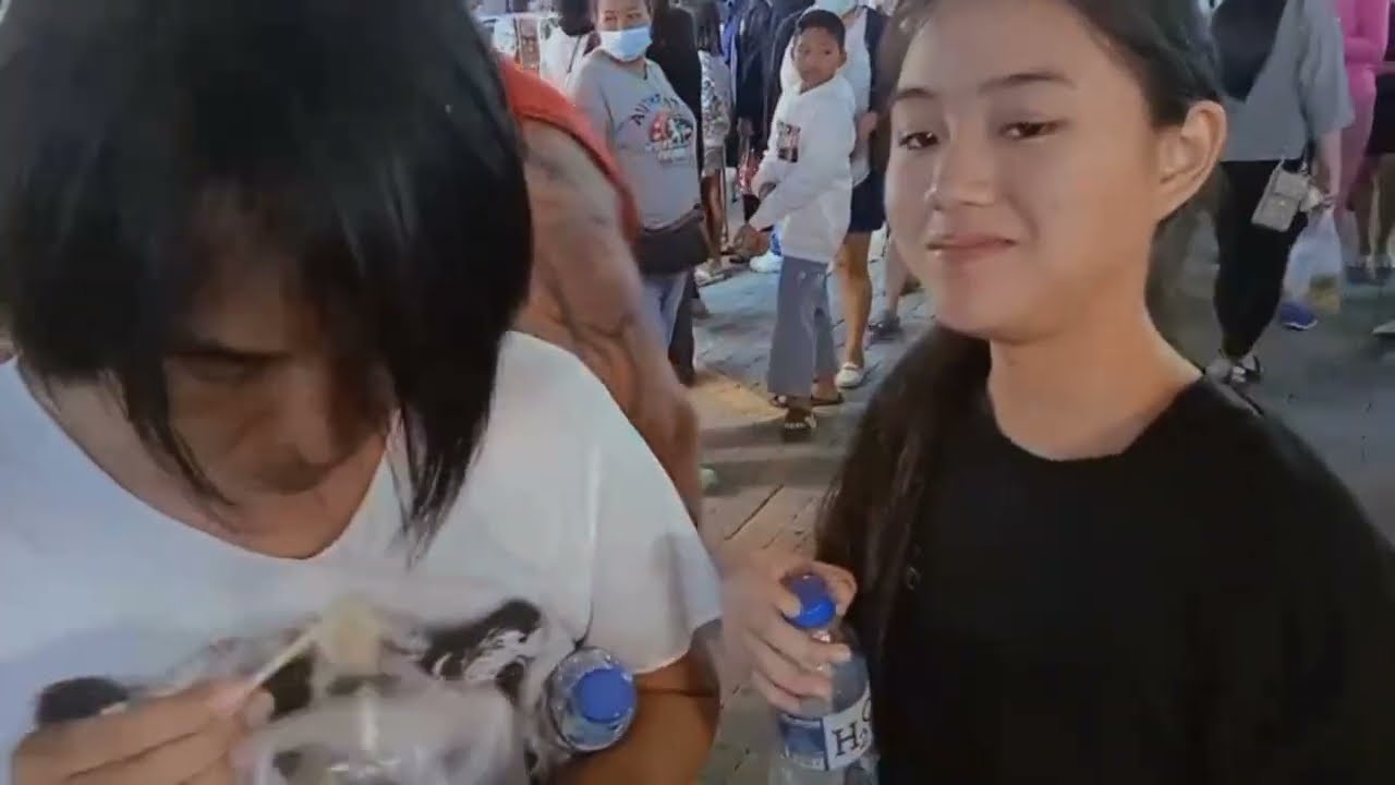 FoodTrip @ Night Market  - StreetFoods - Alex K.