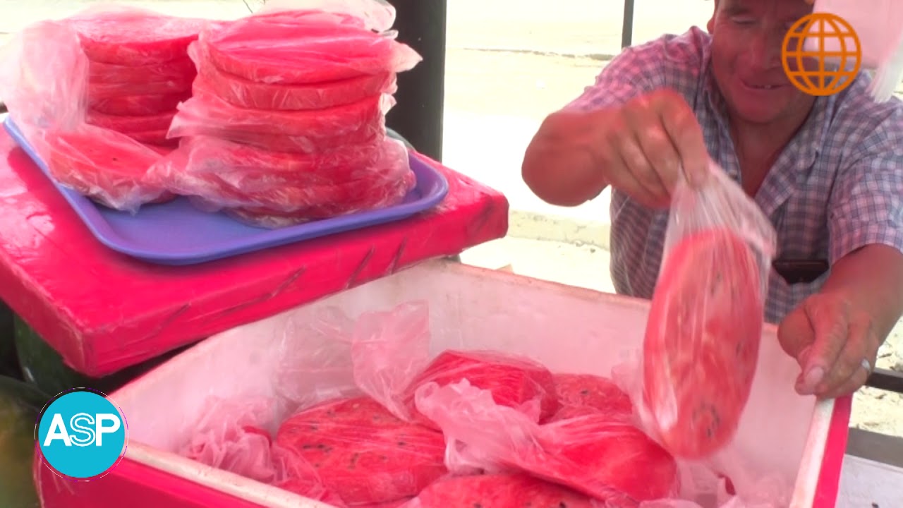 EMPRENDEDOR A PIE  -  VENDEDOR DE SANDIAS
