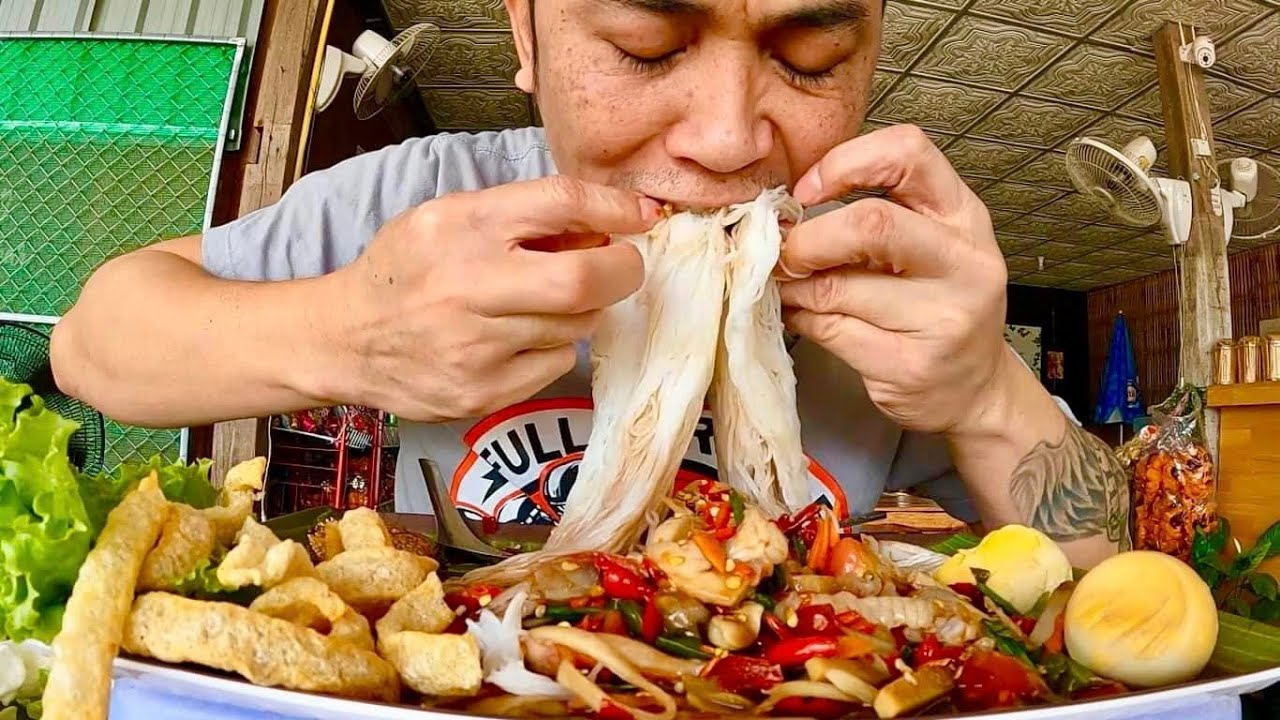 ตำลืมผัว โครตเผ็ด กับข้าวเหนียวร้อนๆ เปิดใหม่วังสามหมอ