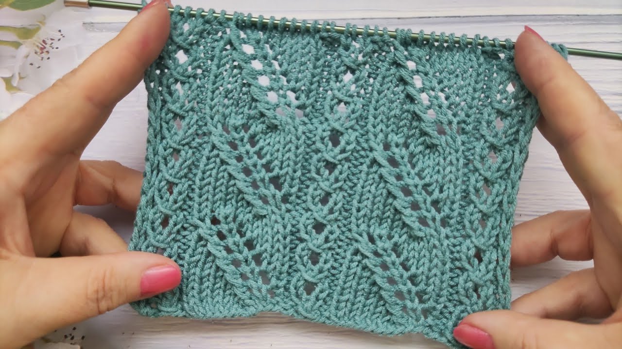 Leaf Stitch Knitting | Blattmuster stricken | Punto Foglie ai ferri | Point Feuilles au Tricot