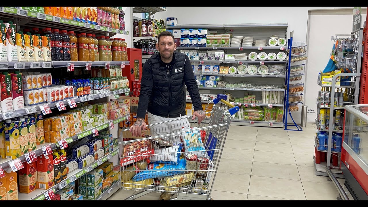 FACCIAMO LA SPESA MEGA PORCELLOSA INSIEME!!!! VLOG!
