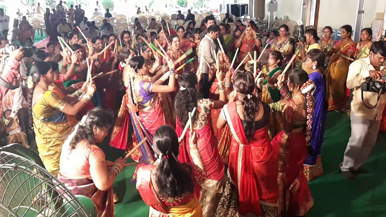 Wedding Couple 1st Dance by Raajsangeeth Sampradaya Gana Swaranjali,Hyd.