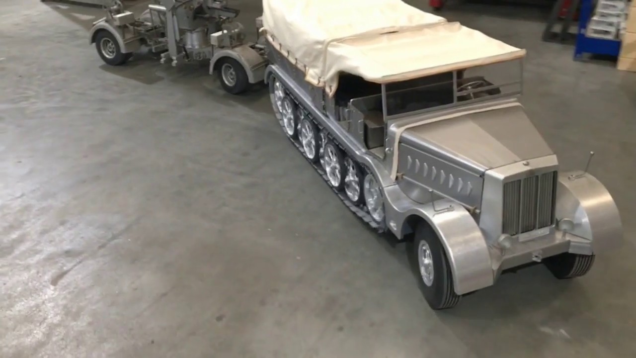 Armortek Sd Kfz 9 (Famo) towing an 88mm Flak 36