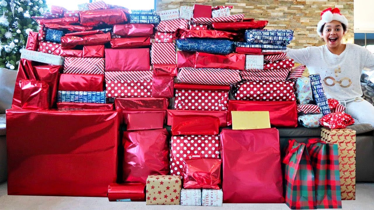 Christmas Morning Tiana And Family Opening Presents (2019 Special)