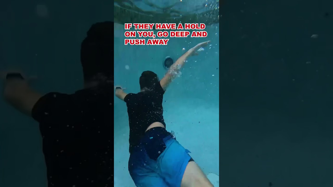 How to save someone from drowning #safety #swim #safetytok #education
