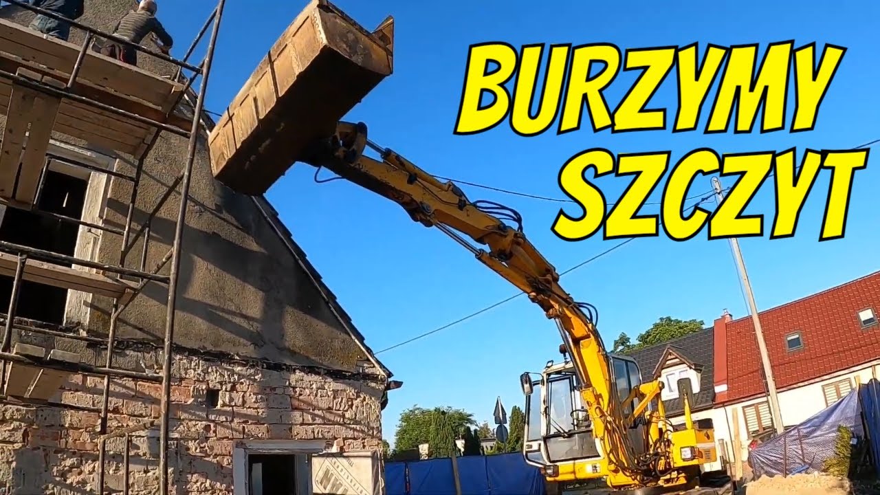 Rozbiórka szczytu budynku z Mecalac 11CXi