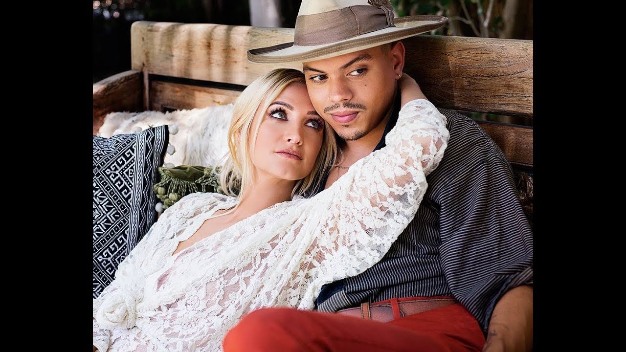 ASHLEE + EVAN - I DO