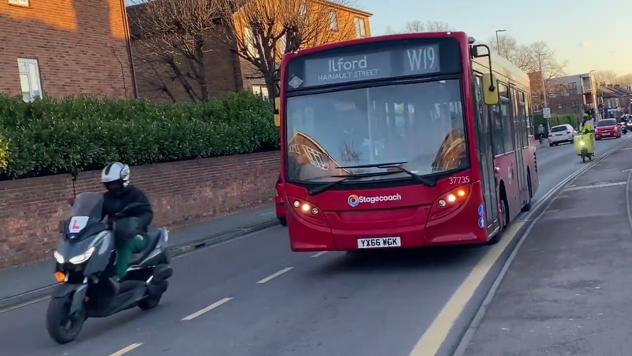 @GTransit proud of you!, on 37735 to ilford Hainault street Enviro 200 Dart 
