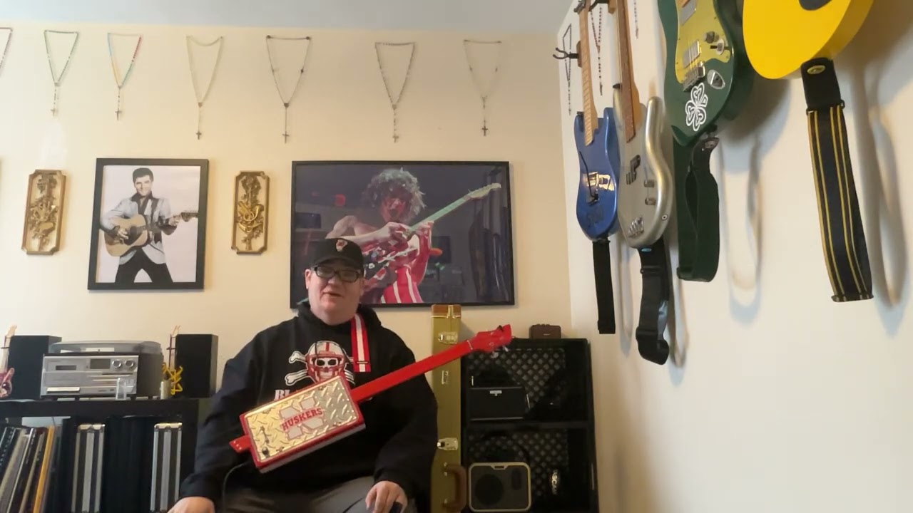 Ducking Around with My Gear: My Three-String Slide Machine 🦆🔥