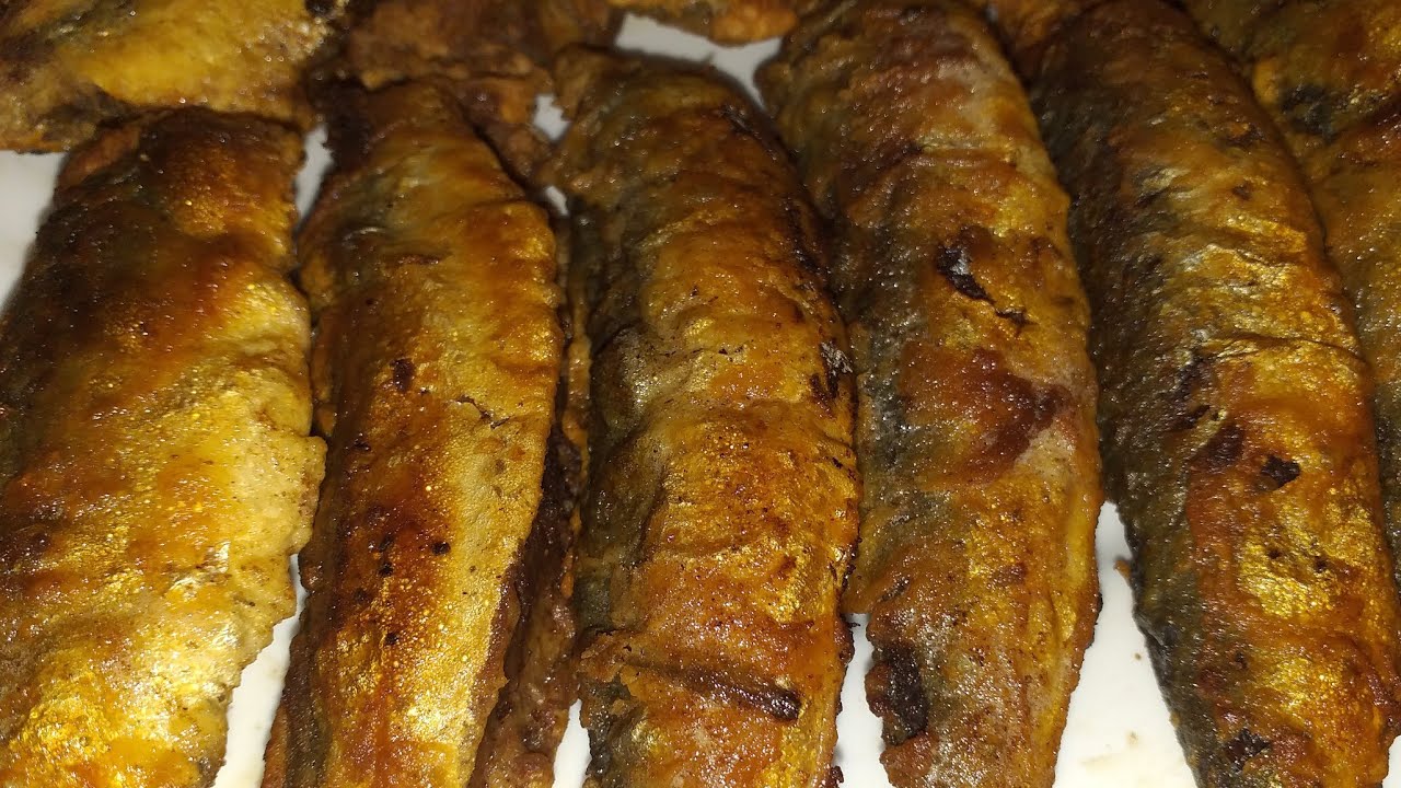 سردين مقلي بتتبيلة الثوم والكمون 🐟 مقرمش وبنين  وصفة بسيطة وناجحة 100%