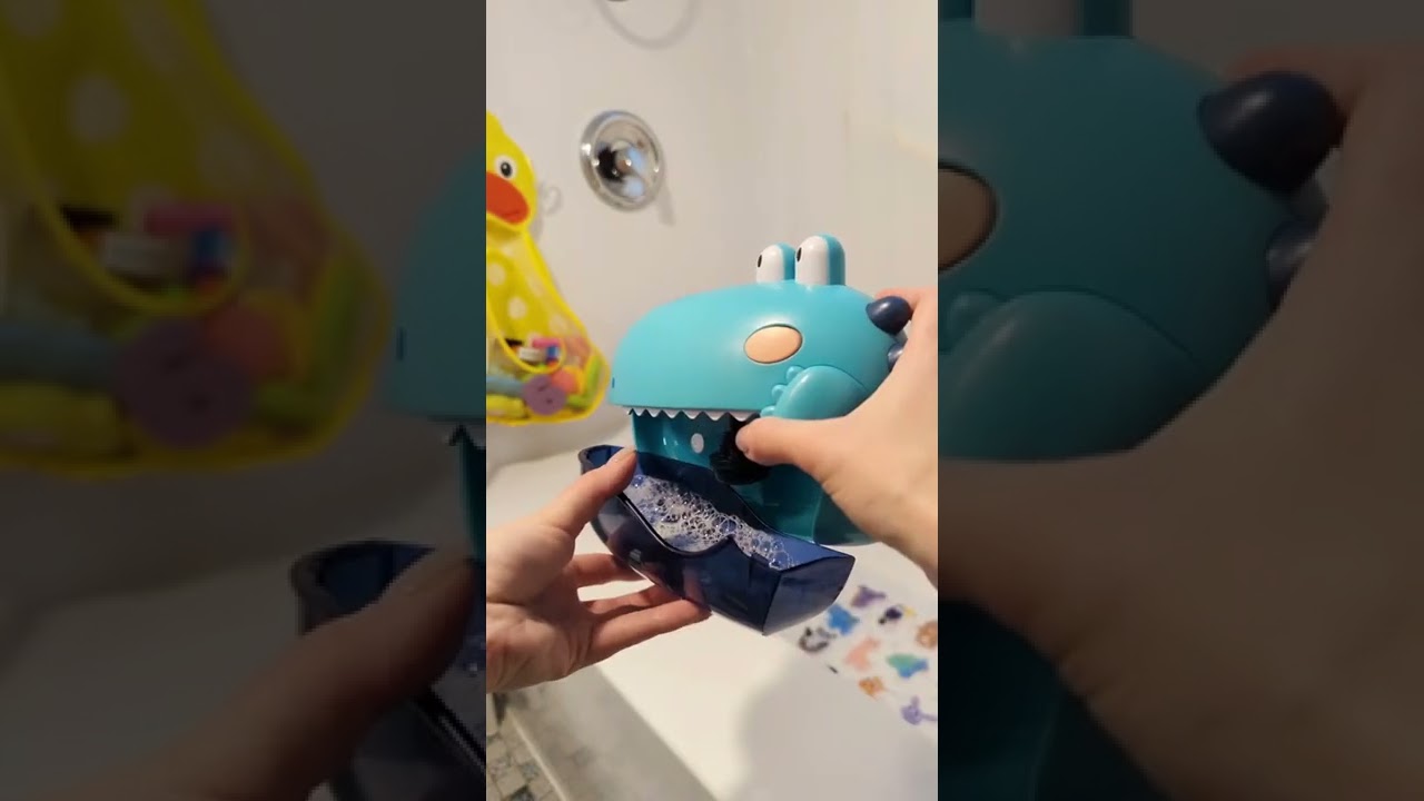 Everything is available in my Amazon Store 💙💜💛 #cleaningwithgabie #amazonfinds #toddlers #bathtime