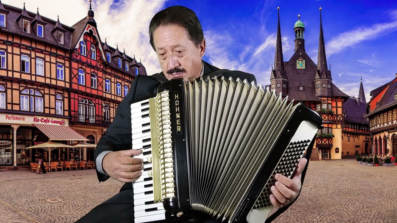 HUGO REVELO BURBANO -ALTE KAMERADEN .