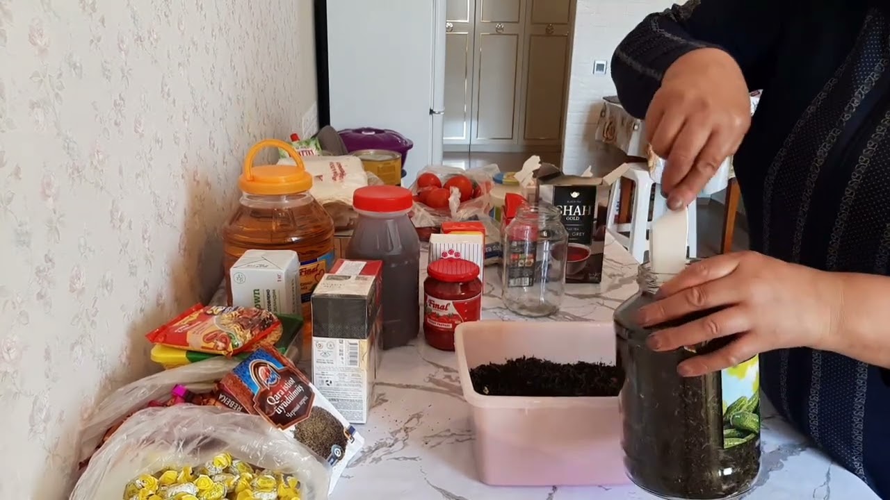 Aylıq bazarlıq.