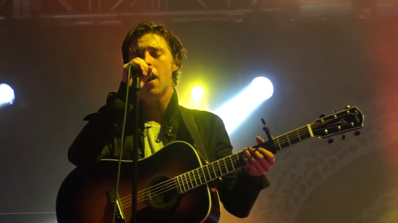 Hourglass - Catfish And The Bottlemen (Sheffield Don Valley Bowl)