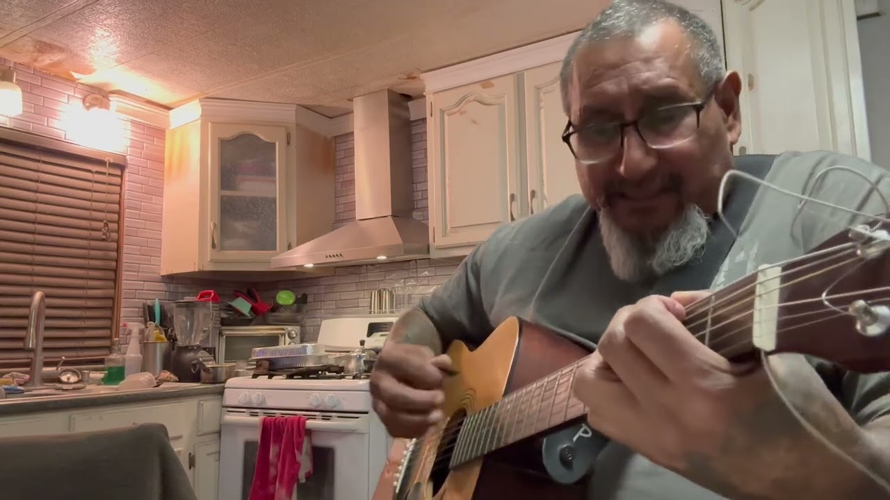 Mi  eterno  amor secreto:Chatoboy cover: