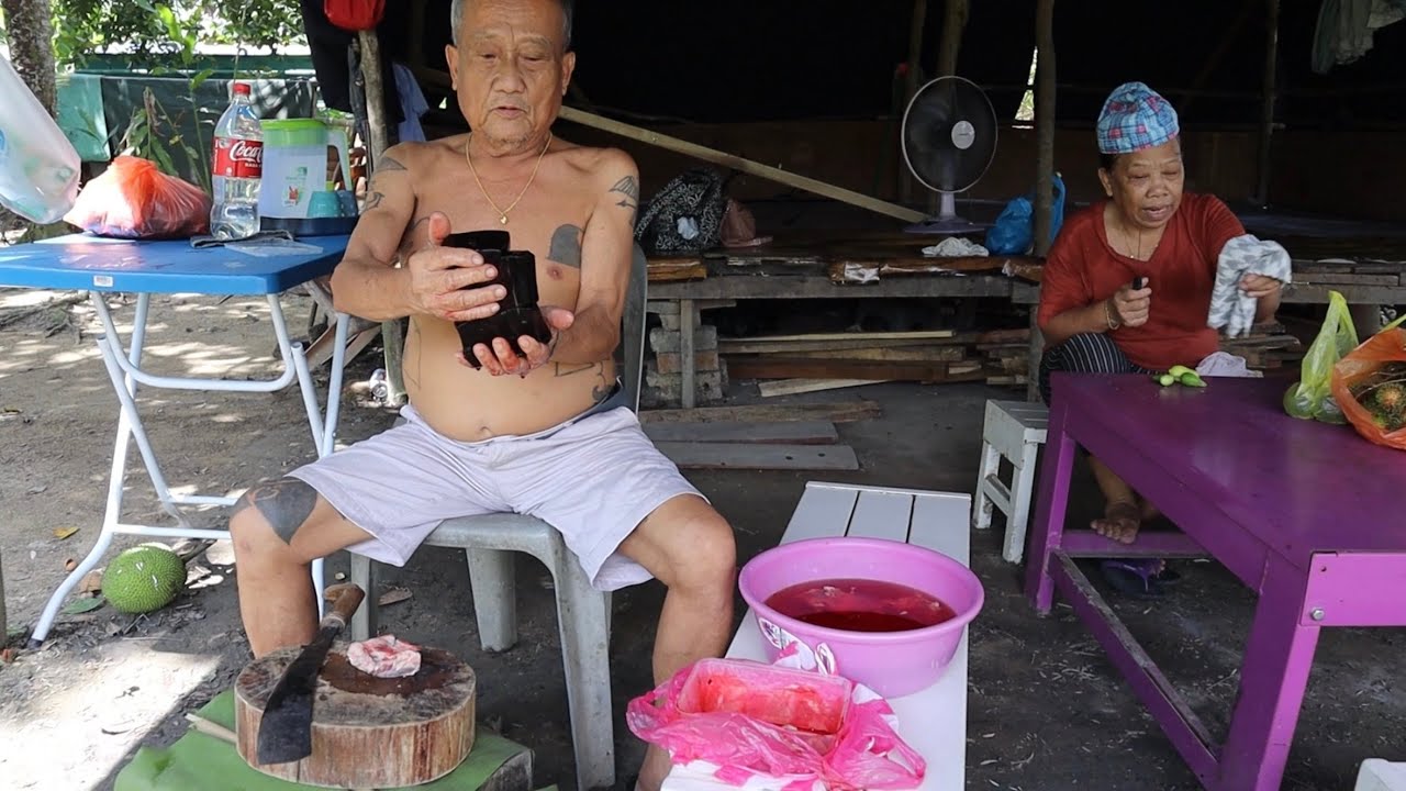 Masakan Iban Style // Darah Babi Campur Kerongkong Kukus Lobak Masin // Umbut Rotan Goreng Kering…