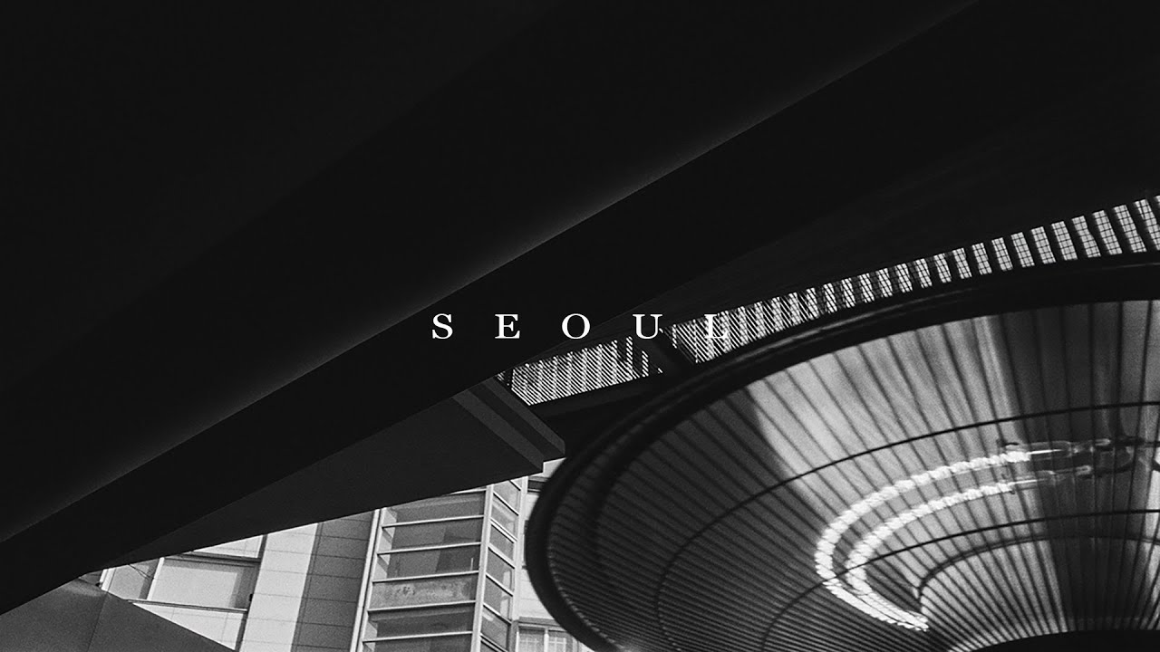 Seoul, Reflected in my eyes | Pentax | bnw | Abstract | Monochrome | Photo | Documentary
