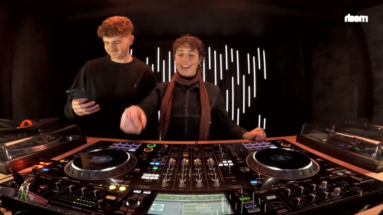 Esdaile + Iris – 2026-02-03 – Mesh Radio