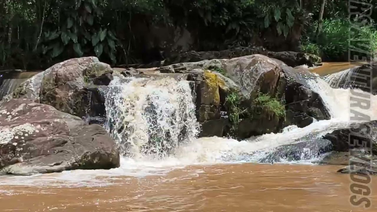 Cachoeira mais top #lugareslindos #lugarfamilia #cachoeiraraiz