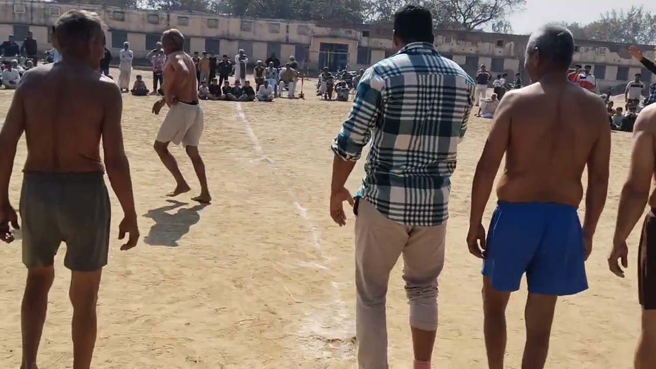 तिहाड़ा vs हरदास ka मुकाबला 💪 #villagelife #desihomegym #desibalak #minivlog 